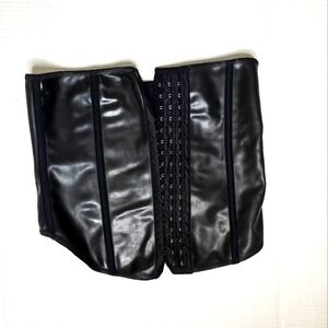 Leonisa Extra Firm Compression Latex Waist Trainer